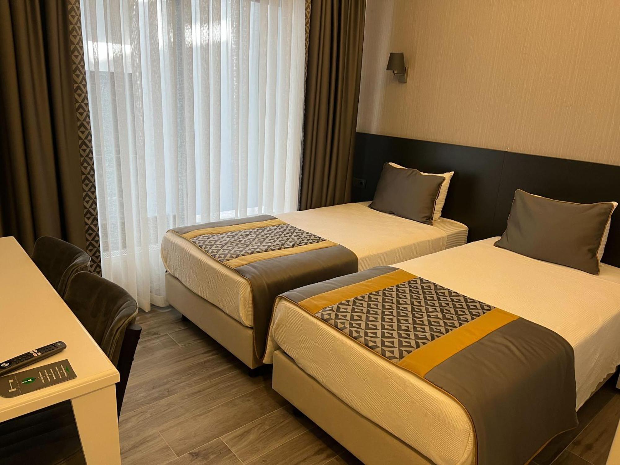 Riva Hotel Alsancak Izmir Exterior photo